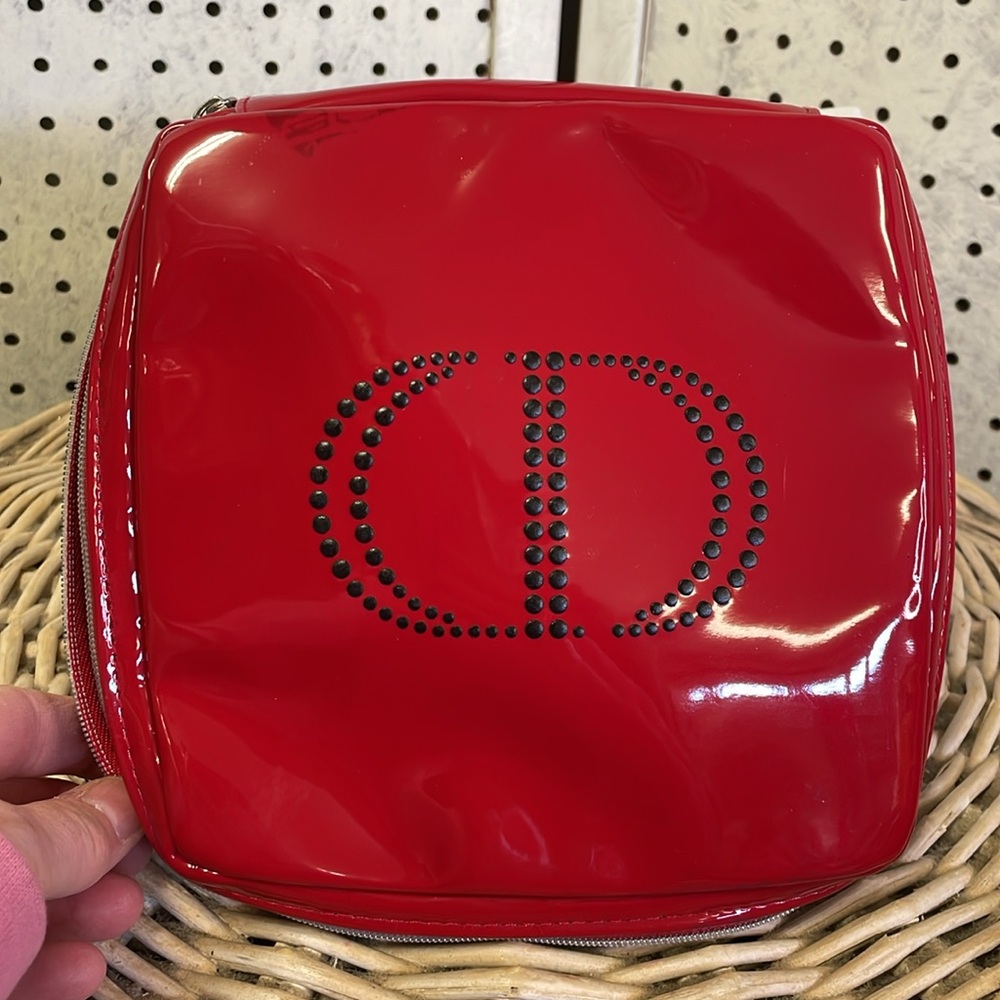 Dior makeup bag - Picture 7 of 13